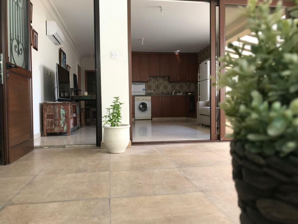Mystra Place Nicosia Exterior foto